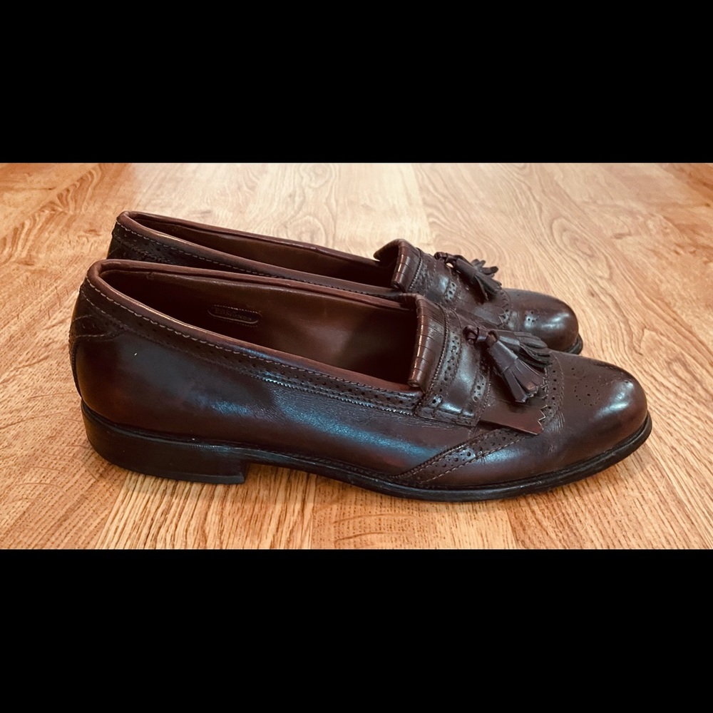 🔥Men’s Allen Edmonds tassel loafers🔥